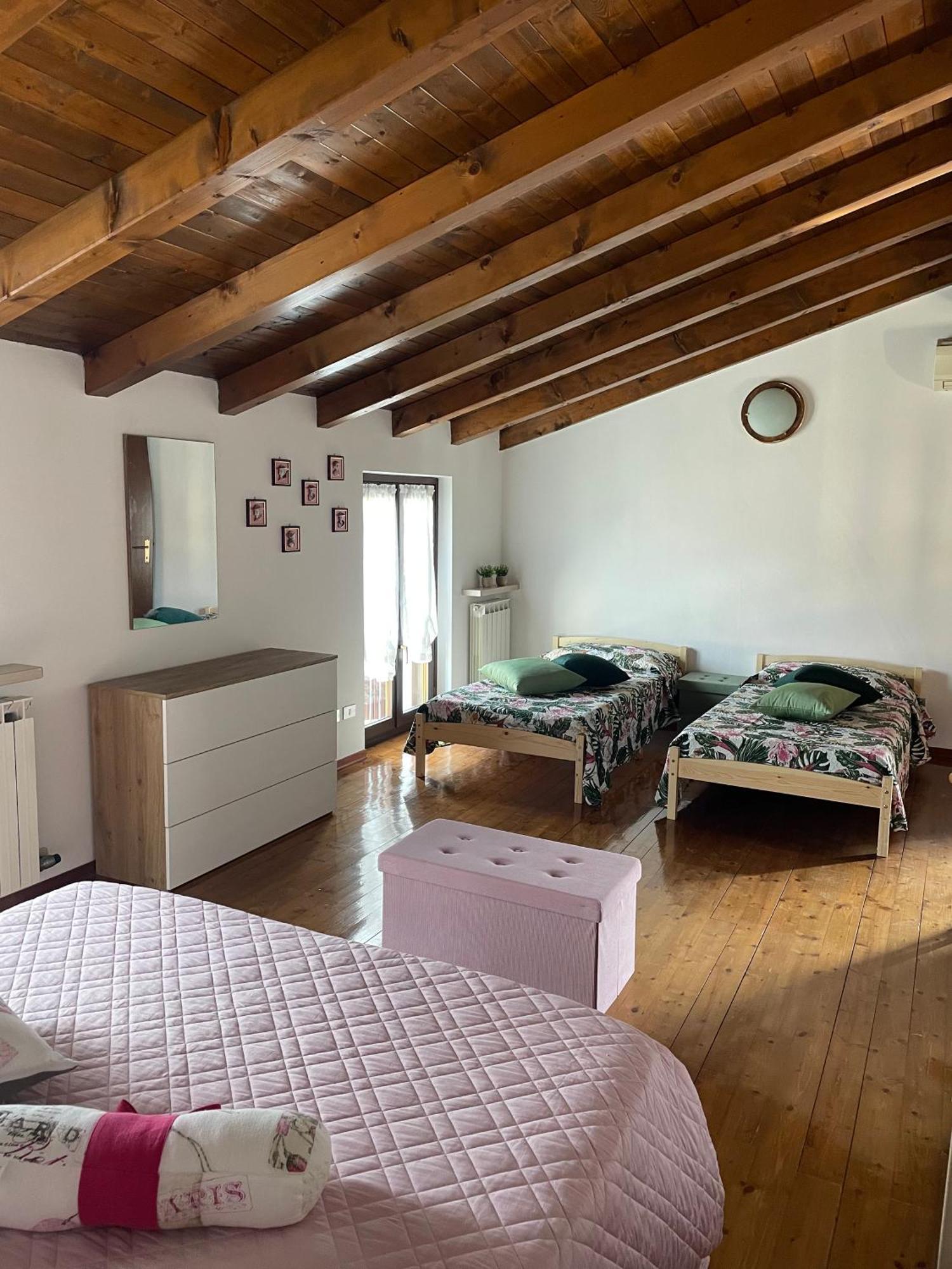 Casa Giulia Villa Monzambano Exteriör bild
