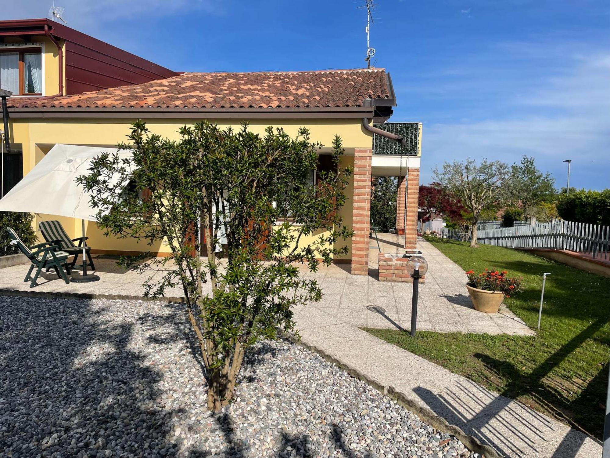 Casa Giulia Villa Monzambano Exteriör bild